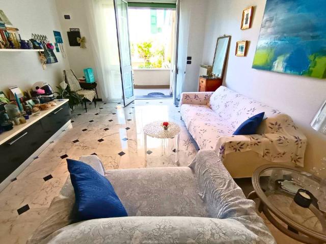 Appartamento in vendita a Genova GE