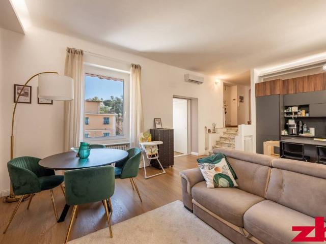 Appartamento in vendita a Genova GE