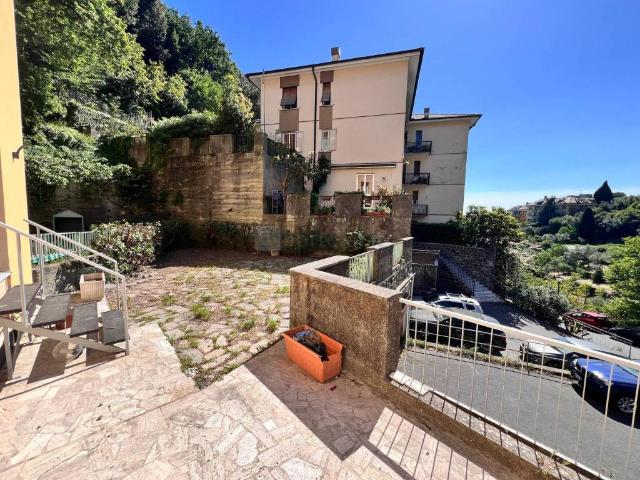Appartamento in vendita a Genova GE