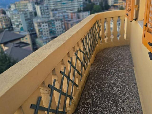 Appartamento in vendita a Genova GE