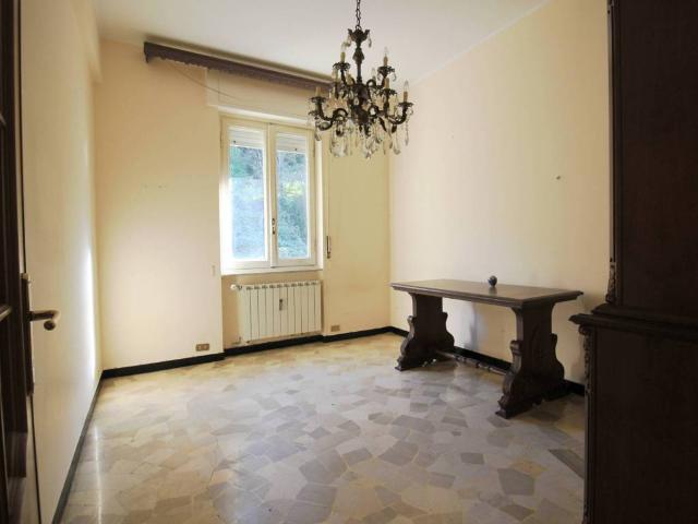 Appartamento in vendita a Genova GE