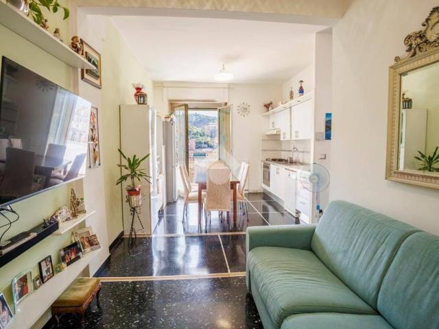 Appartamento in vendita a Genova GE