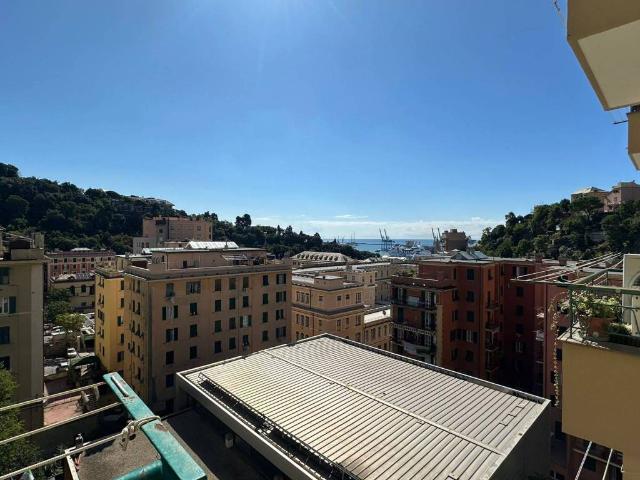 Appartamento in vendita a Genova GE
