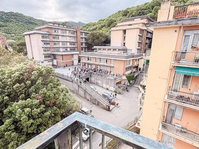Appartamento in vendita a Genova GE