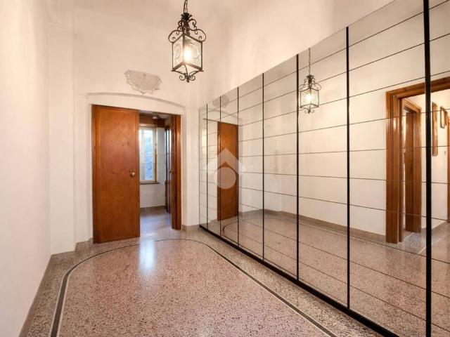 Appartamento in vendita a Genova GE