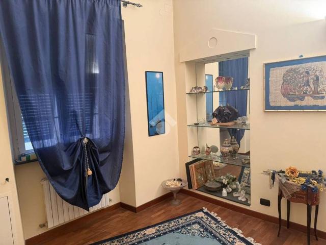 Appartamento in vendita a Genova GE