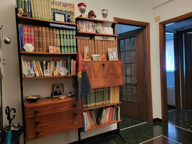 Appartamento in vendita a Genova GE