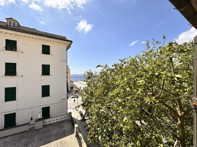 Appartamento in vendita a Genova GE