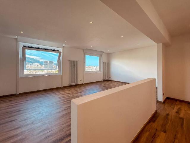 Appartamento in vendita a Genova GE