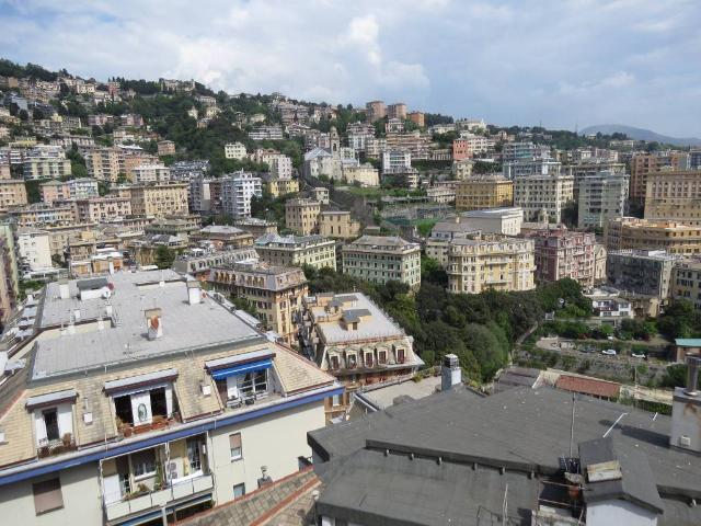 Appartamento in vendita a Genova GE