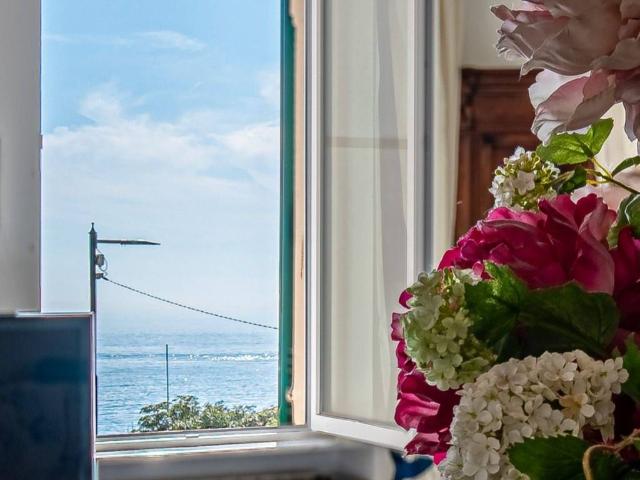 Appartamento in vendita a Genova GE