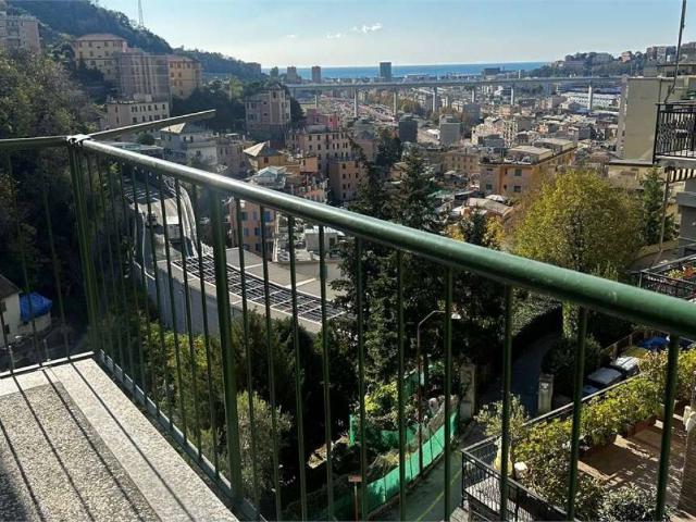 Appartamento in vendita a Genova GE