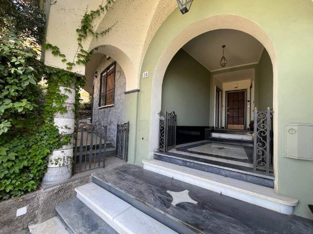 Appartamento in vendita a Genova GE