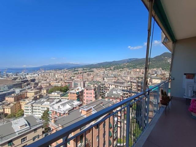 Appartamento in vendita a Genova GE