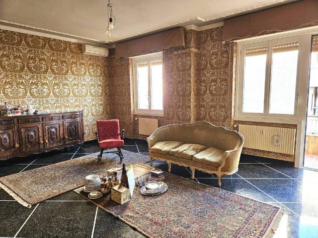 Appartamento in vendita a Genova GE