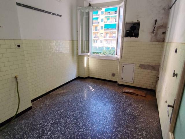 Appartamento in vendita a Genova GE