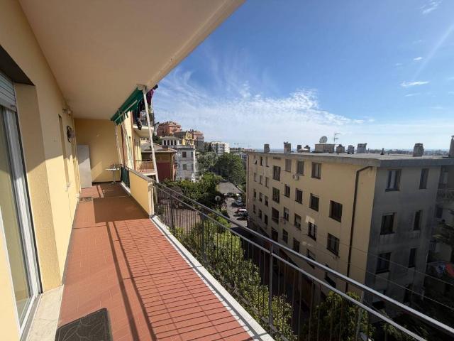 Appartamento in vendita a Genova GE