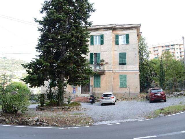 Appartamento in vendita a Genova GE