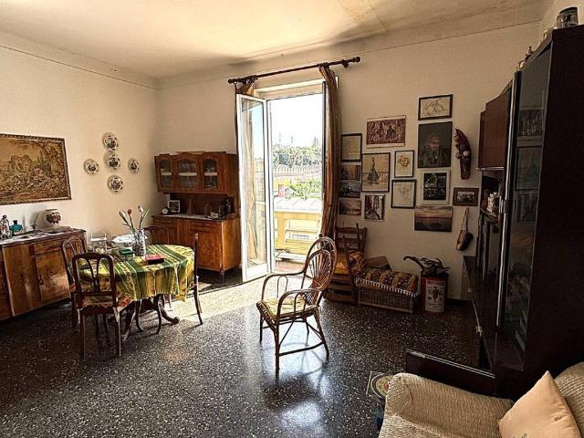 Appartamento in vendita a Genova GE