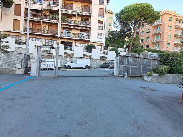 Appartamento in vendita a Genova GE