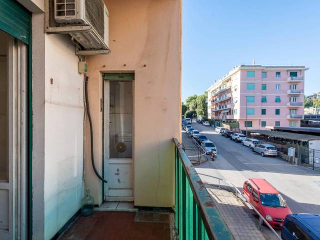 Appartamento in vendita a Genova GE