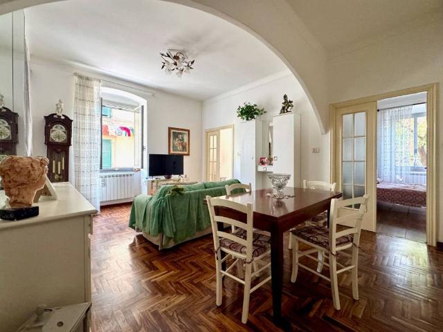 Appartamento in vendita a Genova GE
