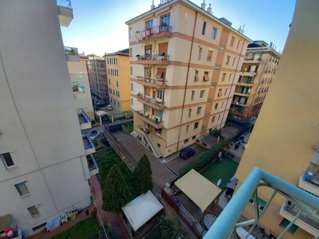 Appartamento in vendita a Genova GE