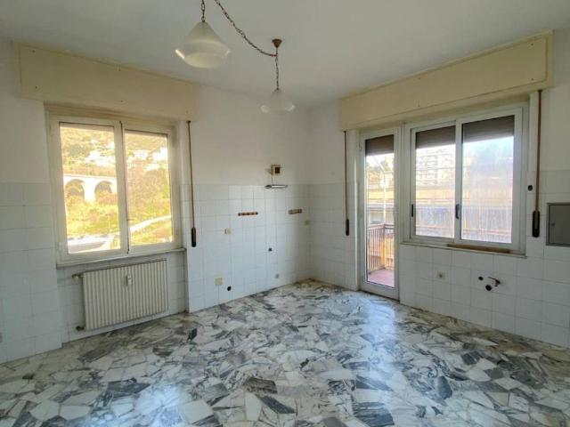 Appartamento in vendita a Genova GE