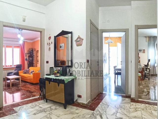 Appartamento in vendita a Genova GE