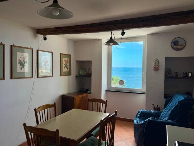 Appartamento in vendita a Genova GE