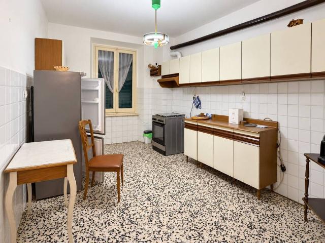 Appartamento in vendita a Genova GE