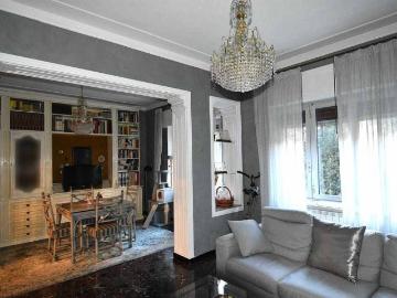 Appartamento in vendita a Genova GE