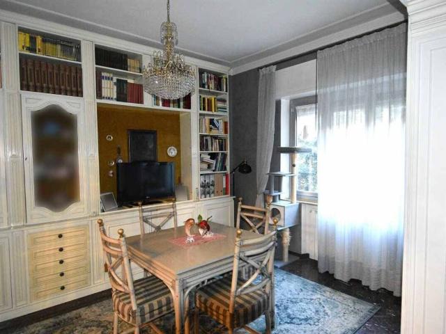 Appartamento in vendita a Genova GE
