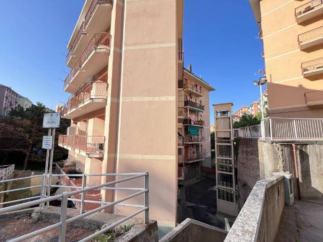 Appartamento in vendita a Genova GE
