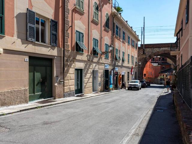 Appartamento in vendita a Genova GE