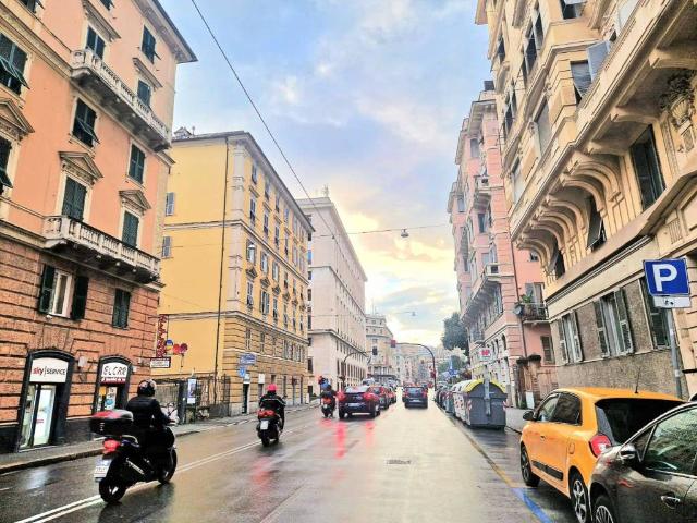 Appartamento in vendita a Genova GE