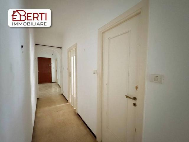 Appartamento in vendita a Genova GE