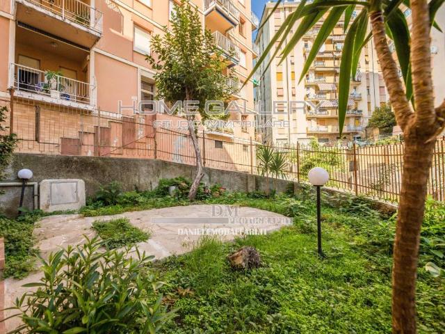 Appartamento in vendita a Genova GE