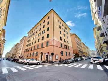 Appartamento in vendita a Genova GE