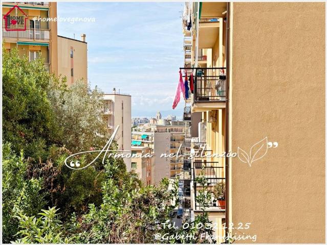 Appartamento in vendita a Genova GE