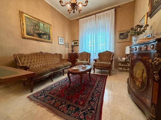 Appartamento in vendita a Genova GE