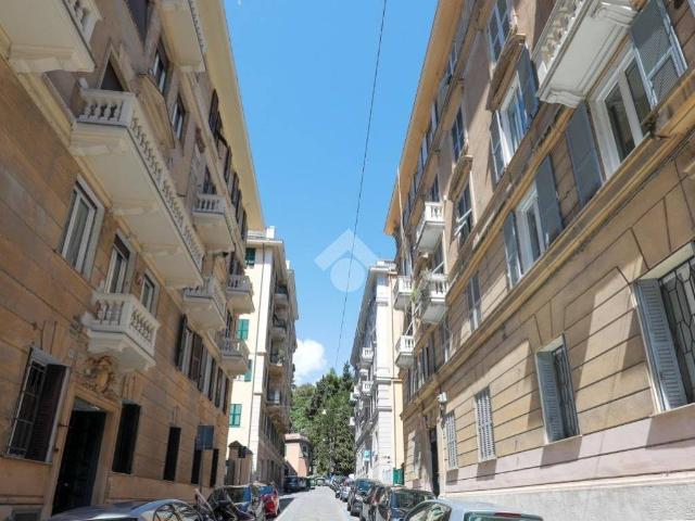 Appartamento in vendita a Genova GE