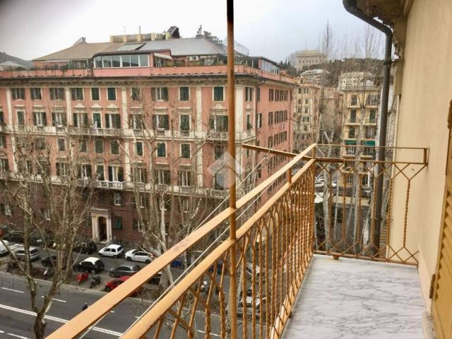 Appartamento in vendita a Genova GE