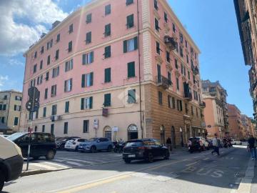Appartamento in vendita a Genova GE