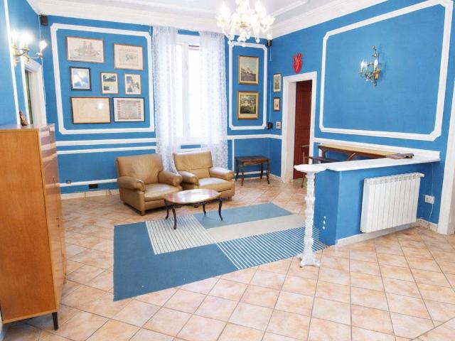 Appartamento in vendita a Genova GE