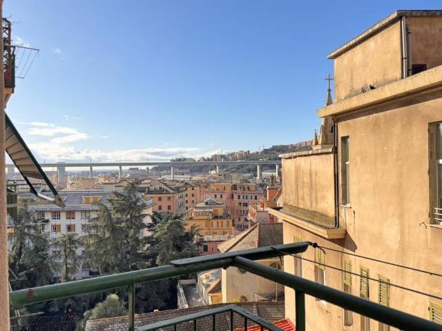 Appartamento in vendita a Genova GE