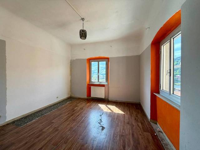 Appartamento in vendita a Genova GE