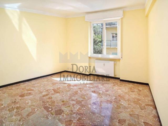 Appartamento in vendita a Genova GE