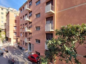 Appartamento in vendita a Genova GE