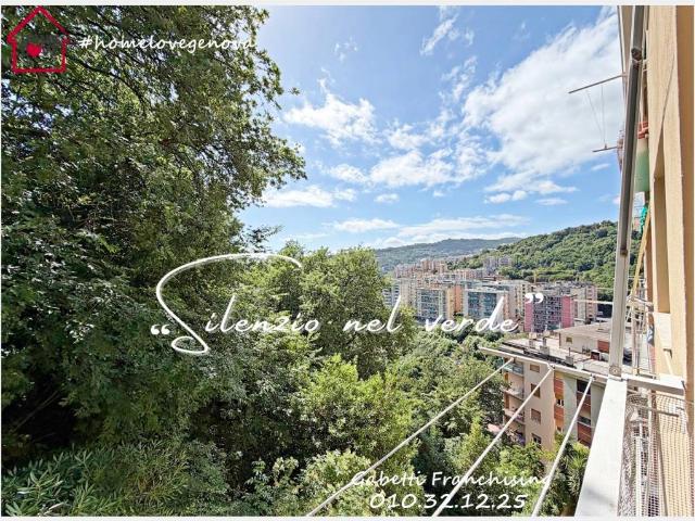 Appartamento in vendita a Genova GE